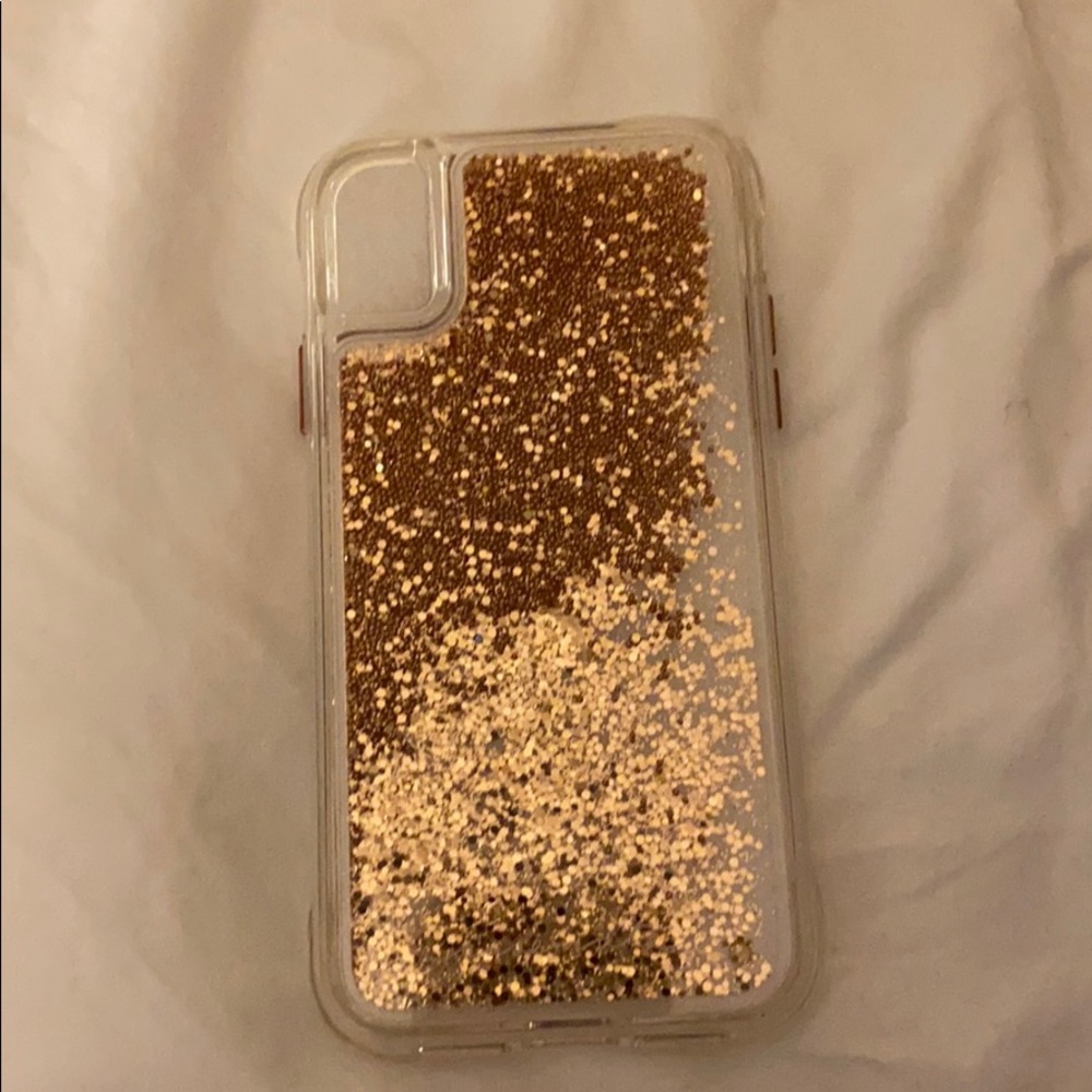 iPhone XR case with moving glitter. Like new!